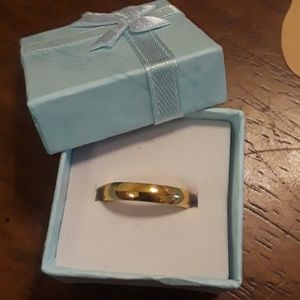 Women's Wedding Band Size 6